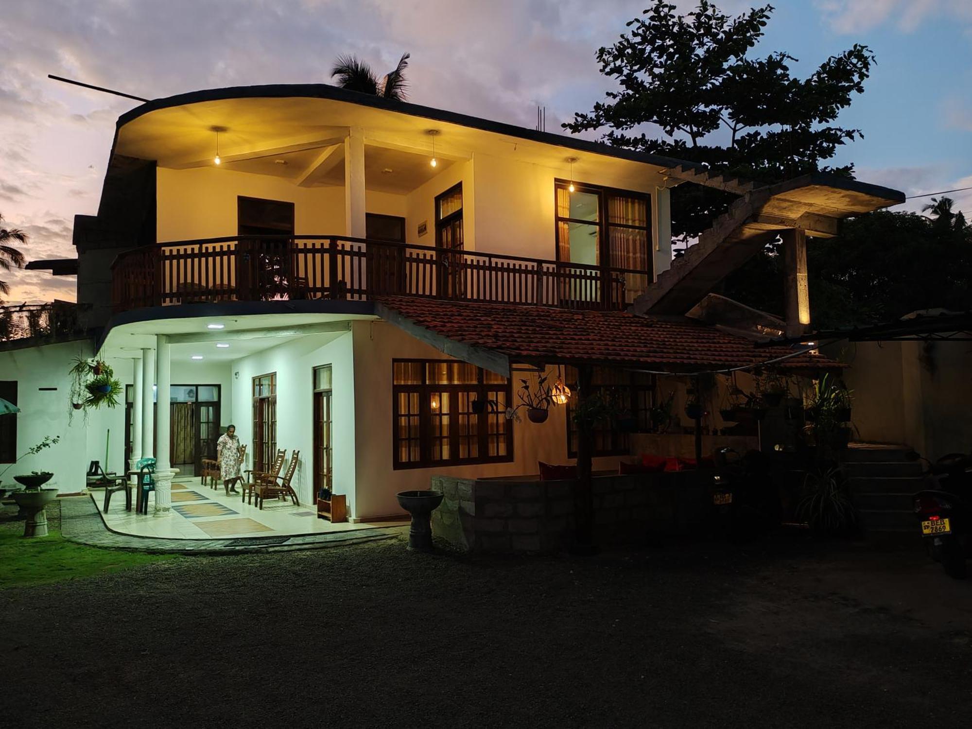Aurora Echo Villa Матара Екстериор снимка