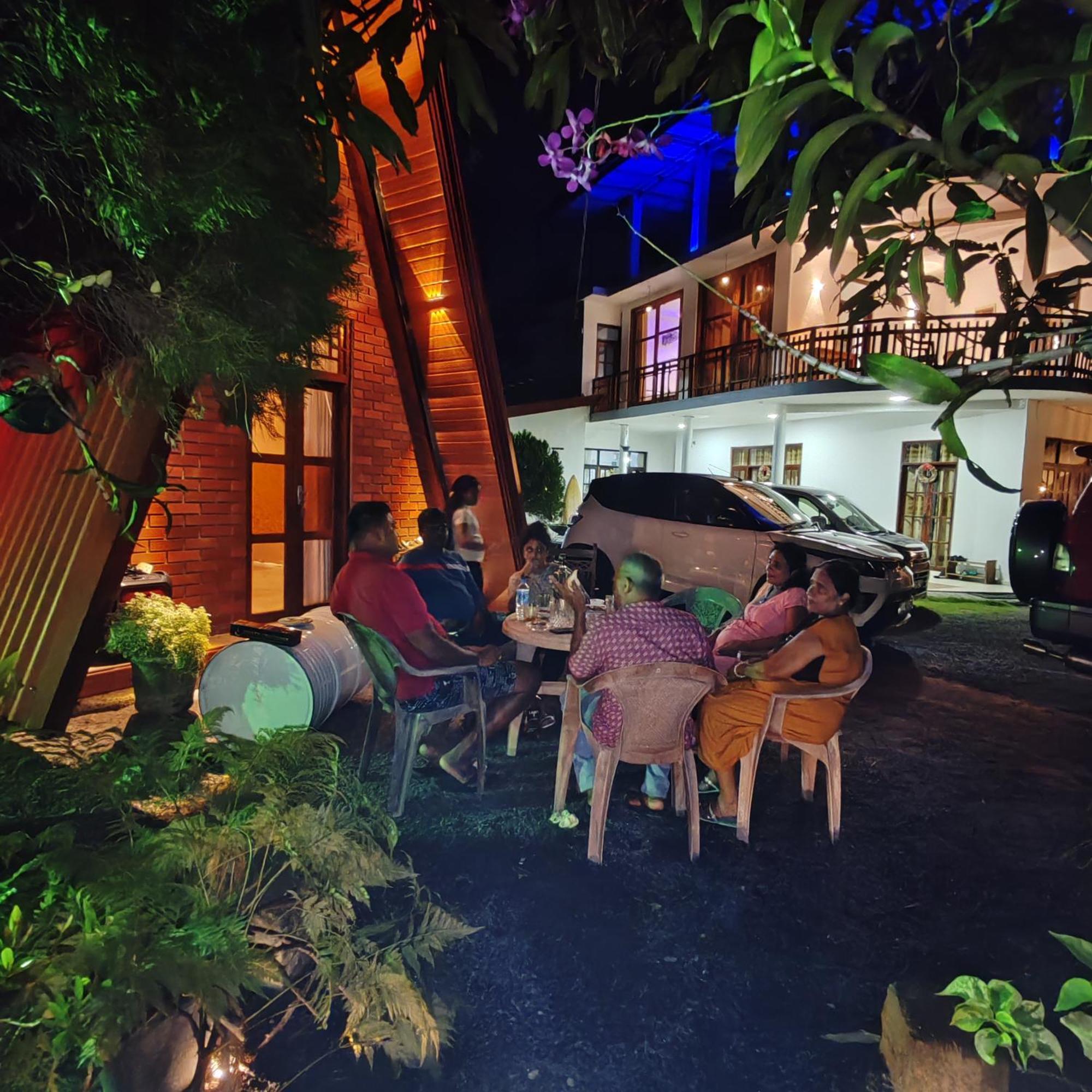 Aurora Echo Villa Матара Екстериор снимка